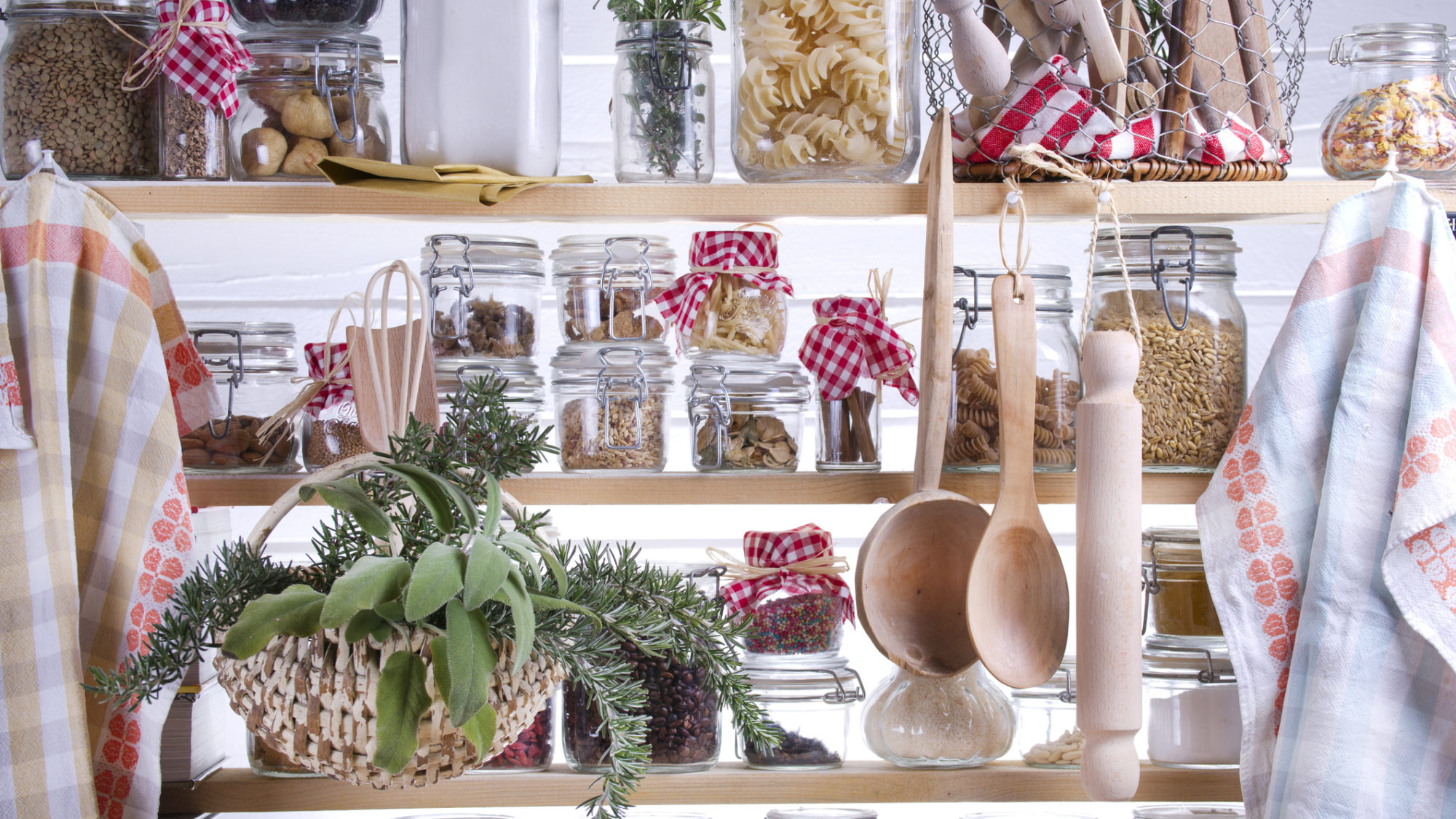 Dicas para uma despensa bem organizada